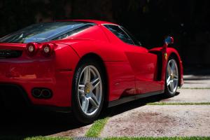 Ferrari Enzo 2003 года 
